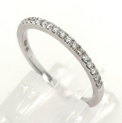 18KW Diamond Wedding Band