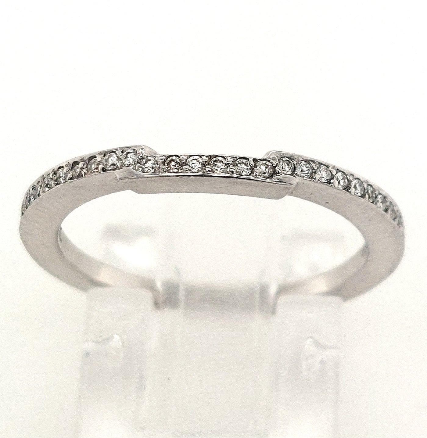 18KW Contoured Diamond Wedding Band