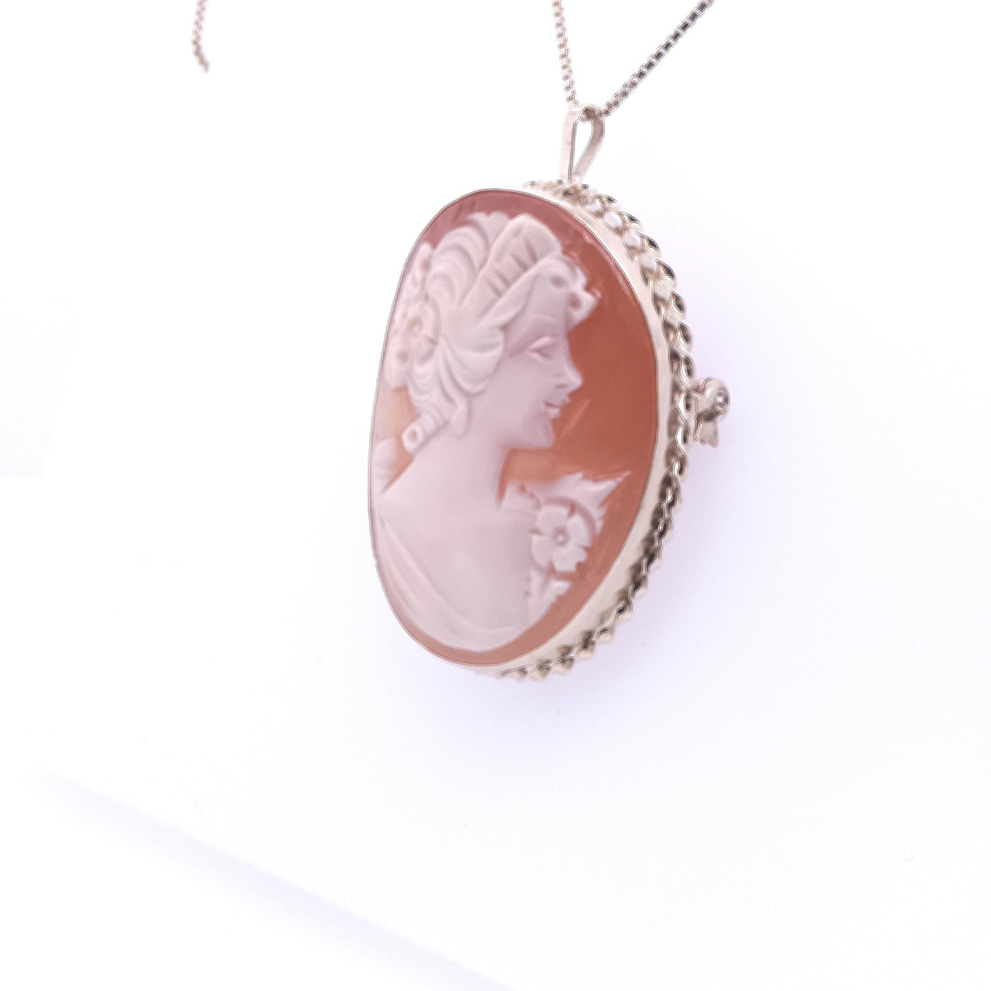 14KY Oval Cameo Pendant & Brooch