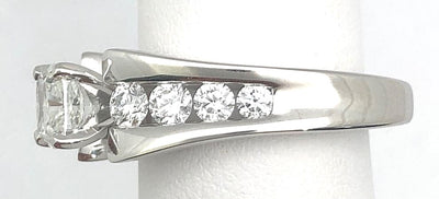 18KW & Plat Diamond Engagement Ring