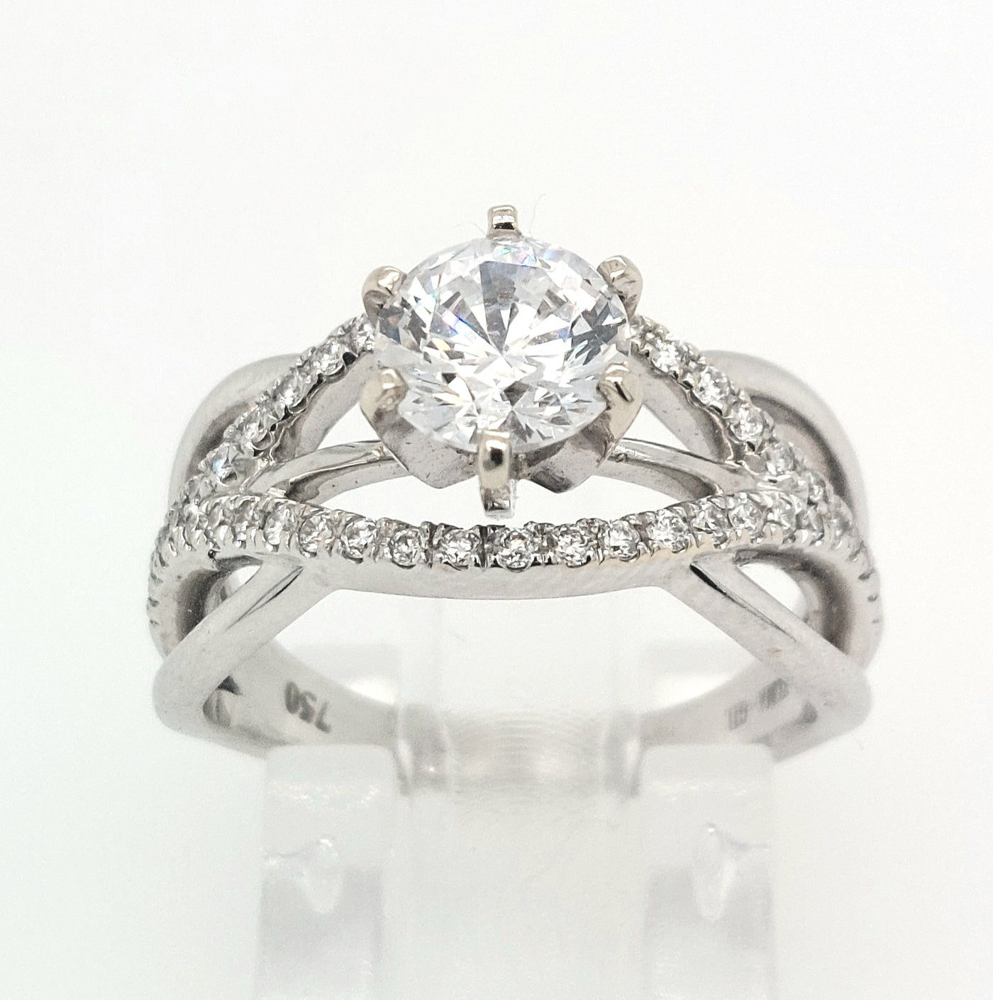 18KW Twisted Split-Shank Diamond Semi-Mount Engagement Ring