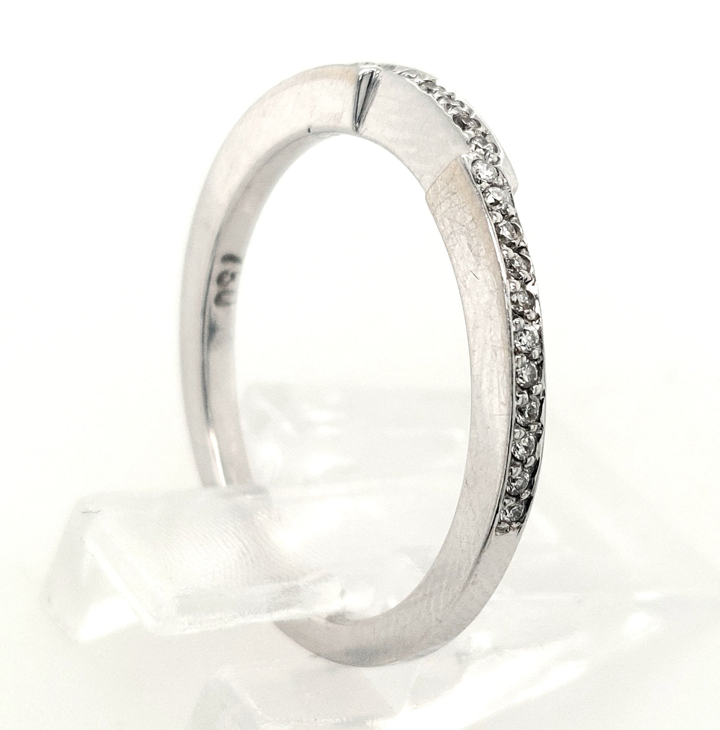 18KW Contoured Diamond Wedding Band