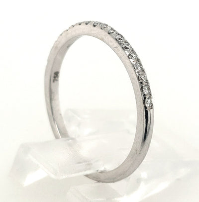 18KW Diamond Wedding Band