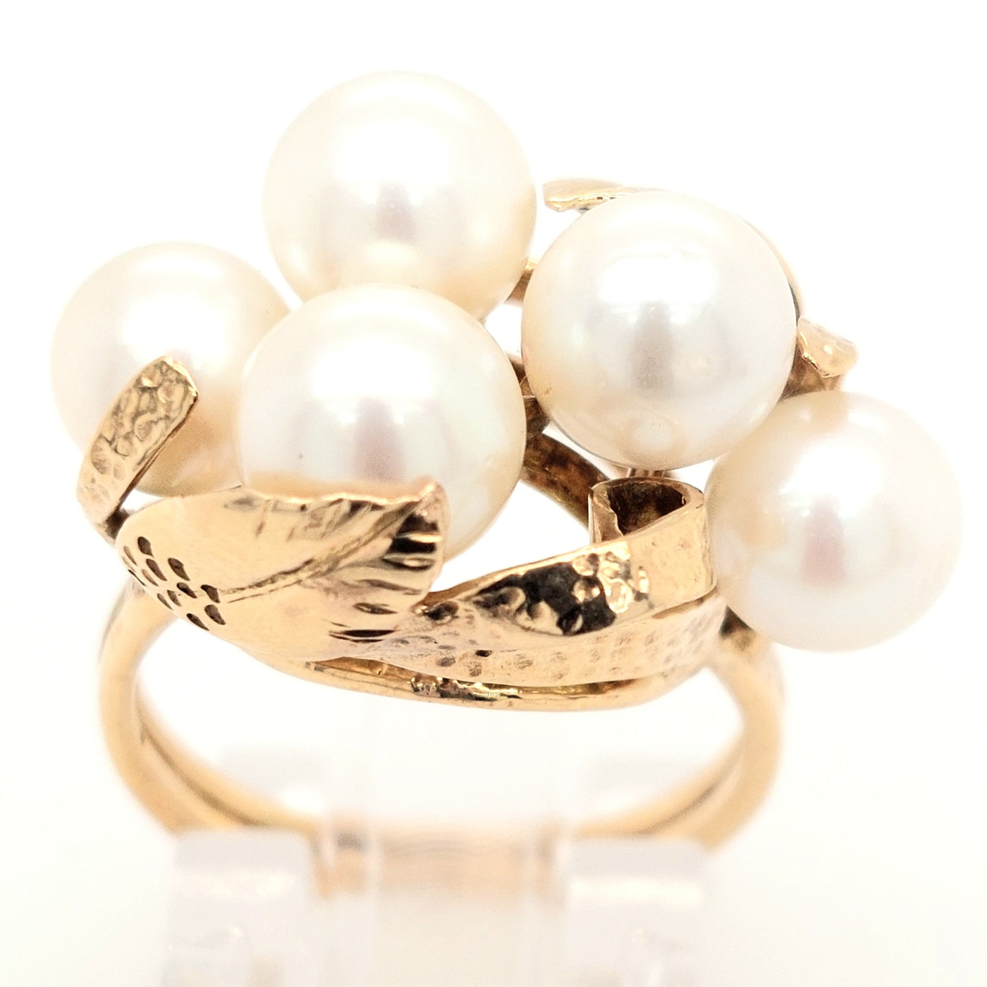 14KY Pearl and Leaf Fashion Ring