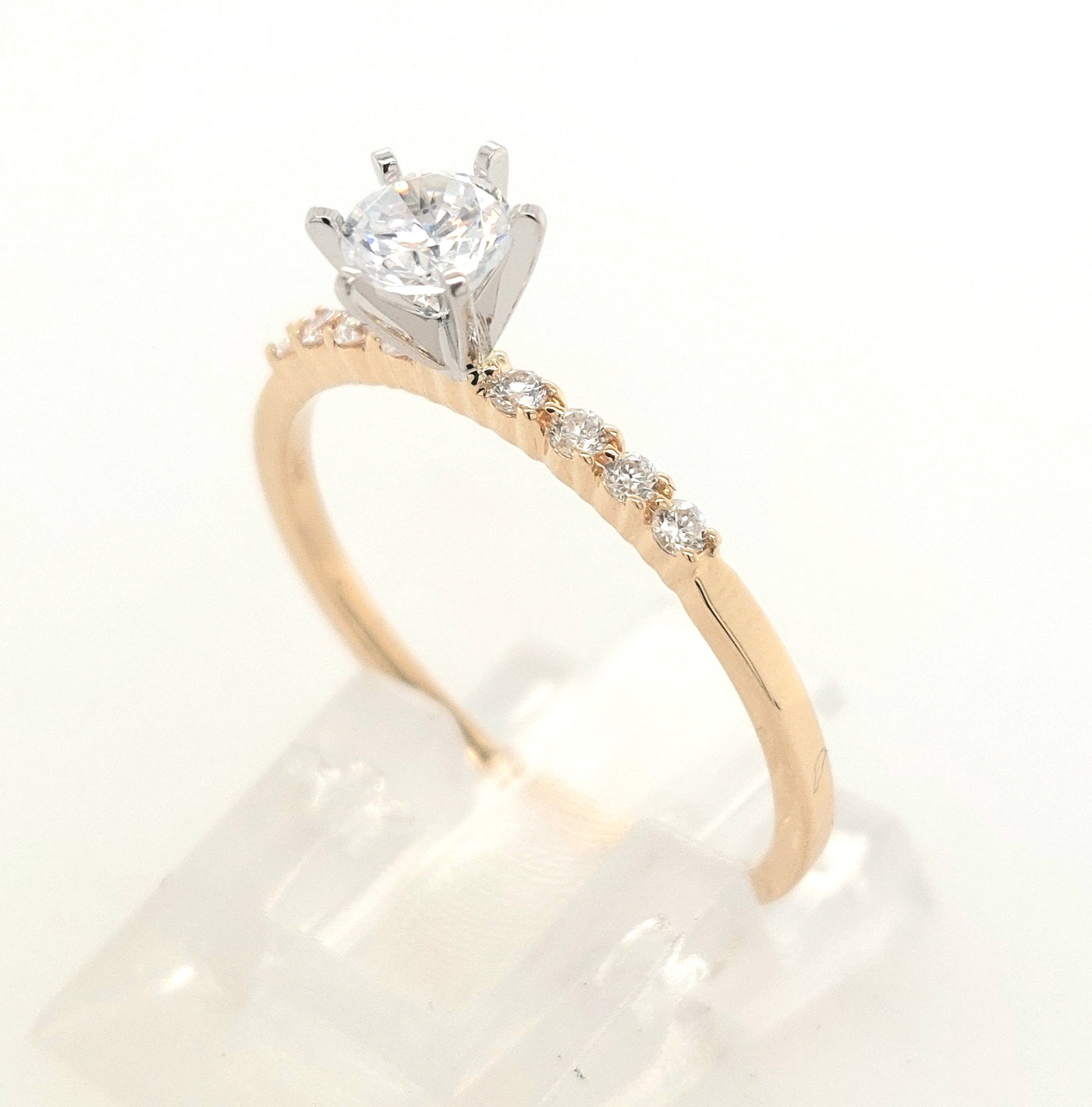 14KW Diamond Semi-Mount Ring with 0.40ct Cubic Zirconia Center (Size 7)