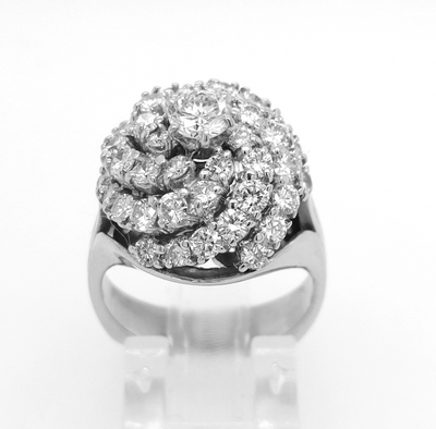 18KW 1.75ctTW Diamond Swirl Ring (Size 7.5)