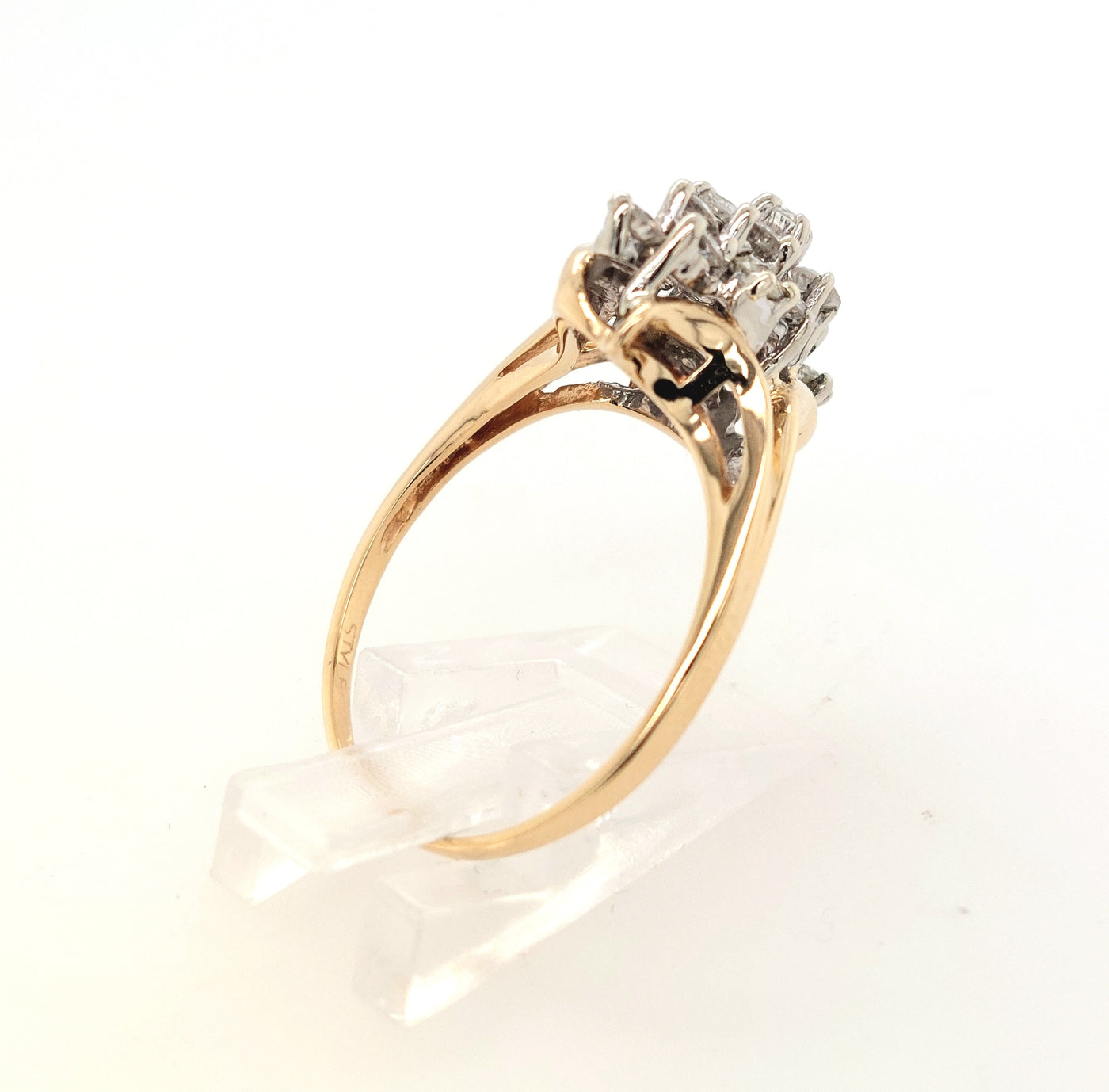 10KY Diamond Fashion Ring 1.05ctTW approx. H-I/SI2-I1 Size:10 Gram Weight:4.3g