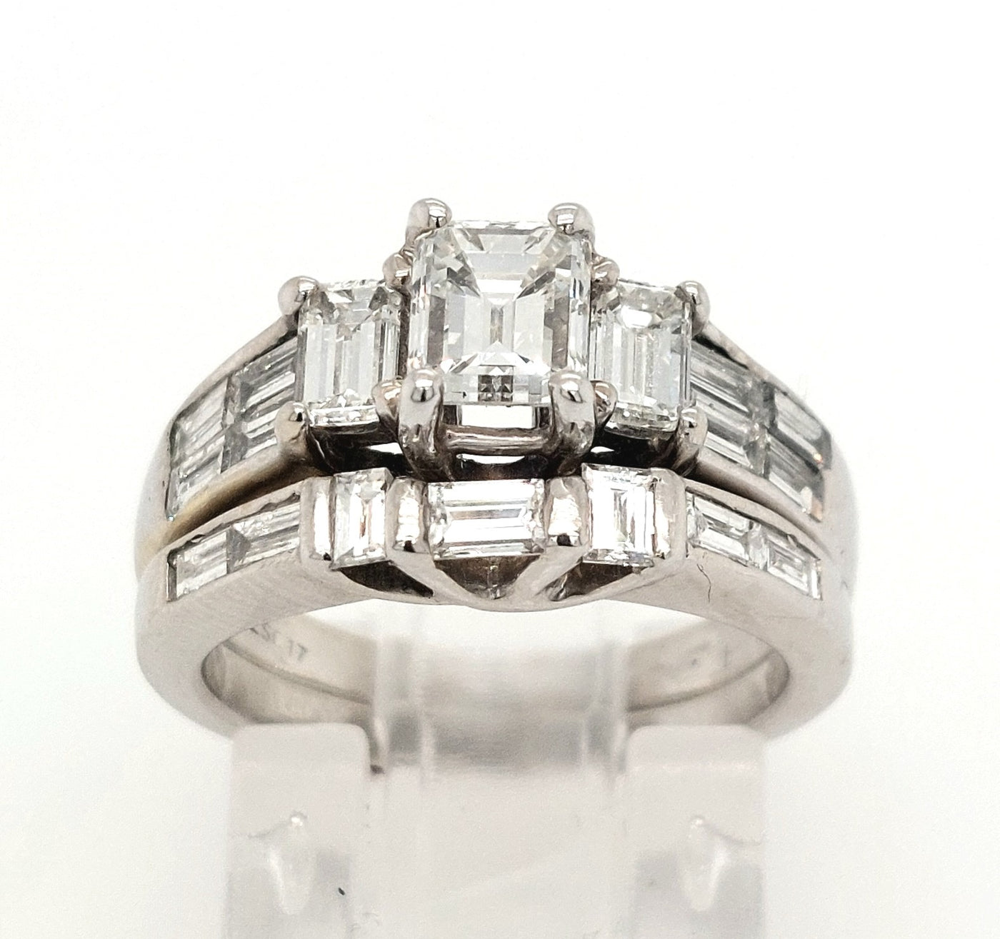 14K White Gold approx 2.25ctTW G/VS Emerald-Cut and Princess shape Wedding Set Size:4.75 Gram Weight:6.8gr