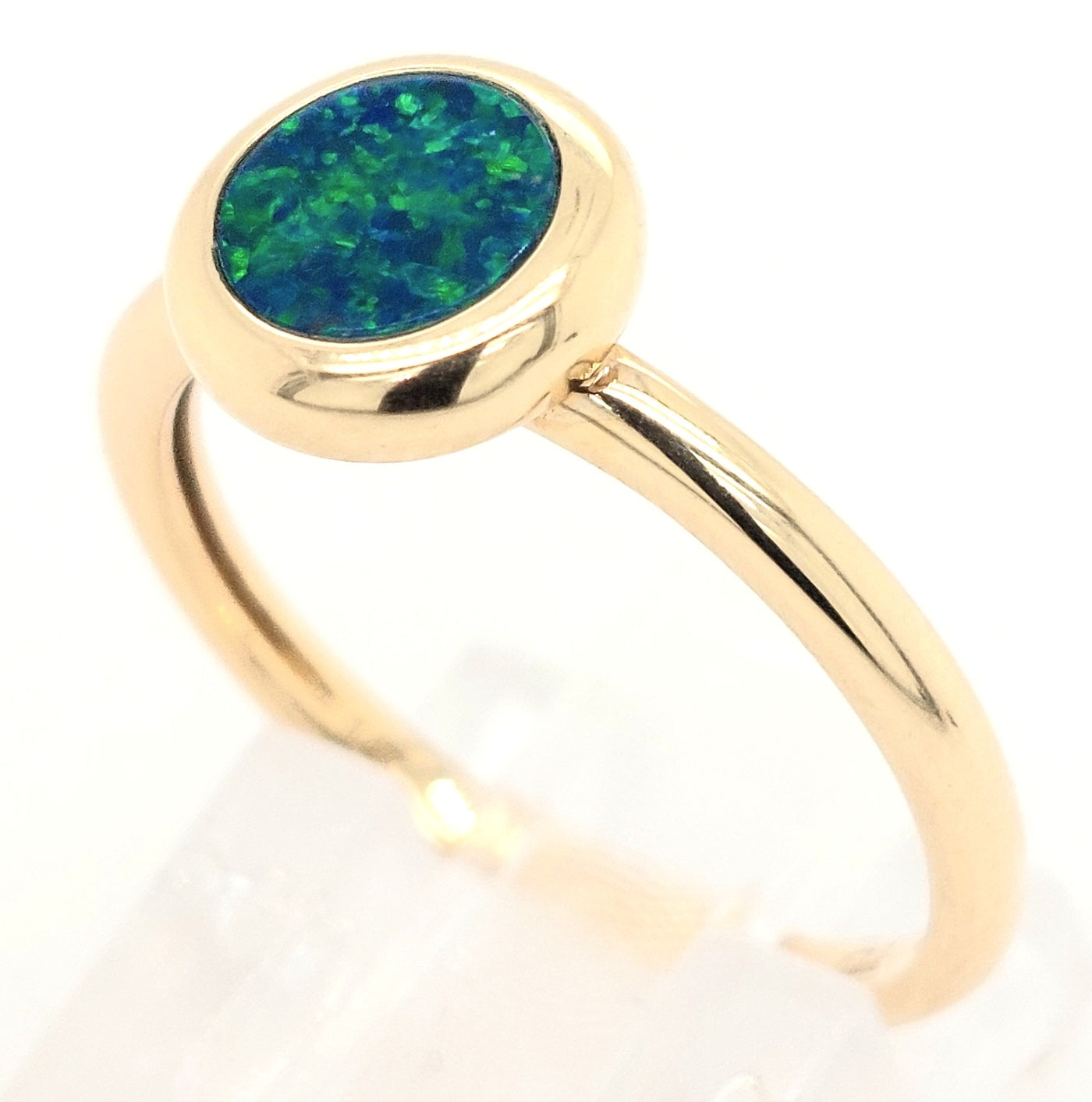 14KY 6mm Round Australian Opal Doublet Ring