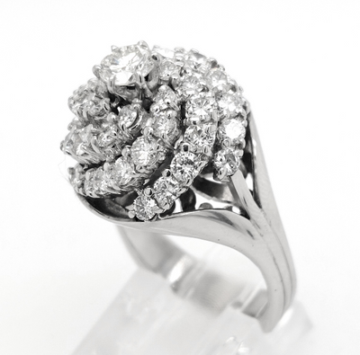 18KW 1.75ctTW Diamond Swirl Ring (Size 7.5)