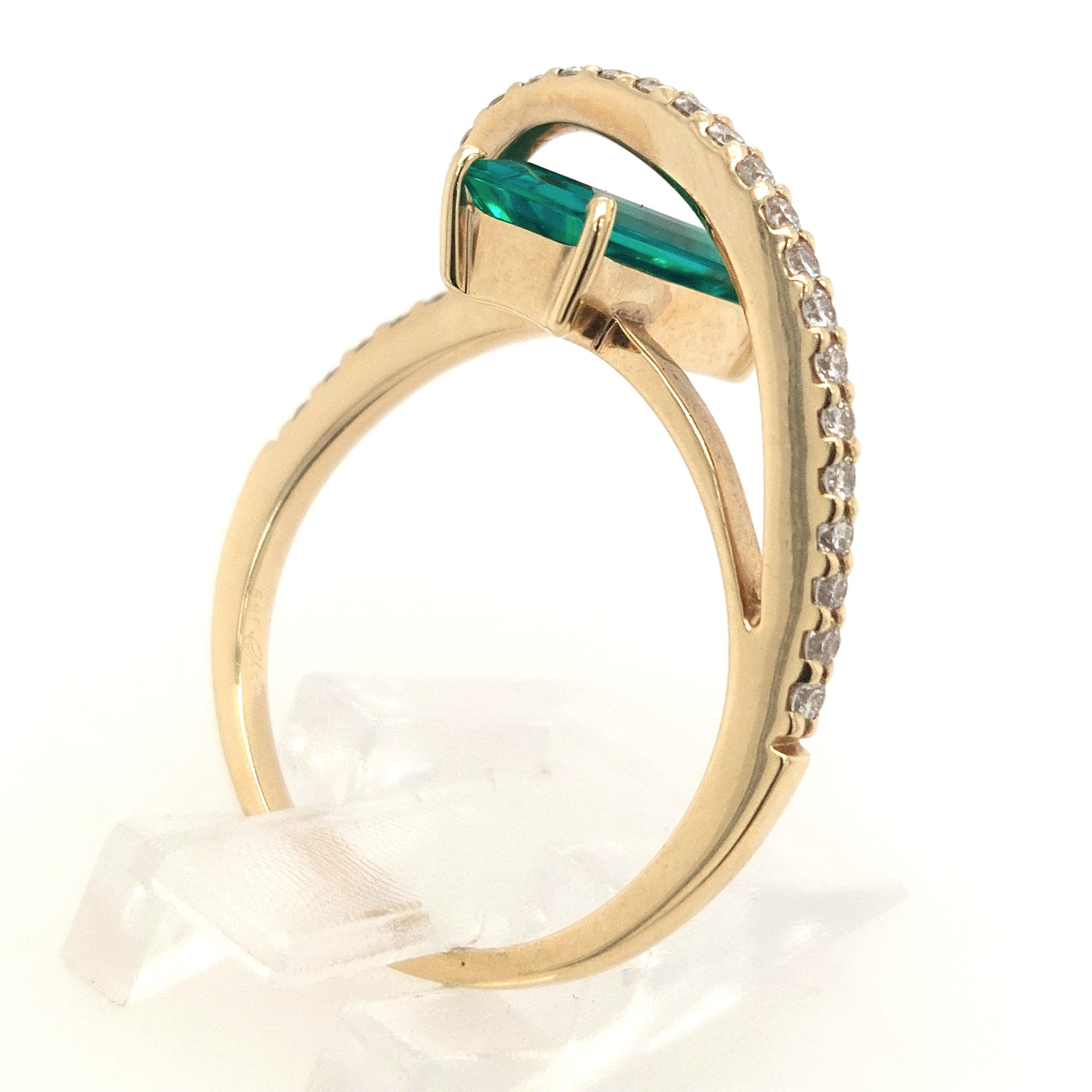 14KY Chatham Lab-Grown Emerald Ring